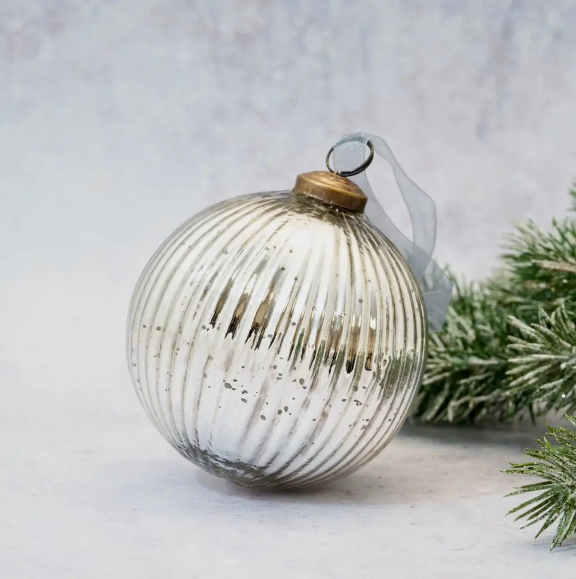 4" Silver Glass Ribbed Ball Decoration