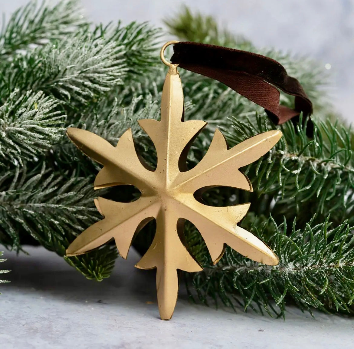 Gold Star Iron Hanging Decoration