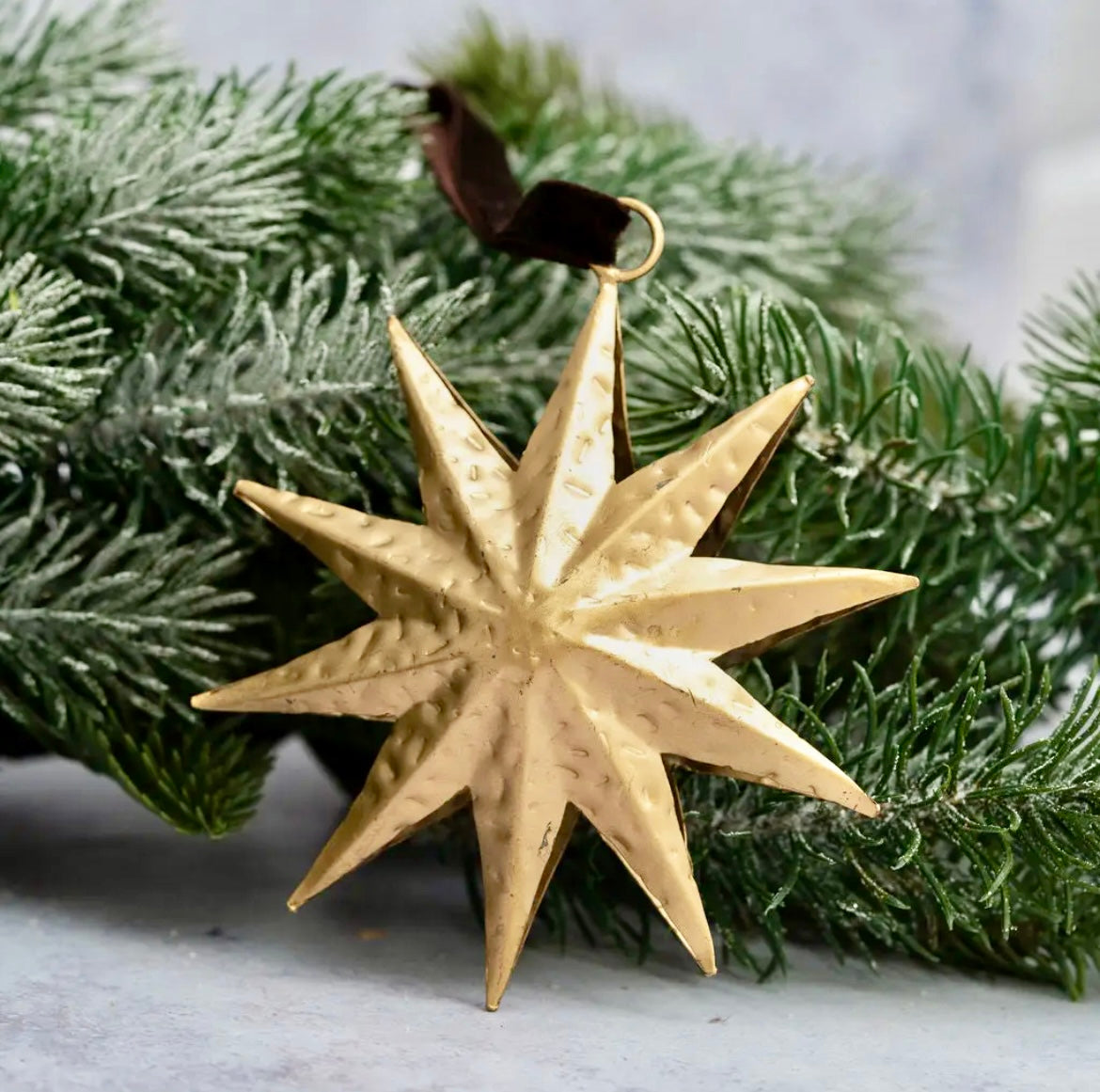 Gold Star Iron Hanging Decoration