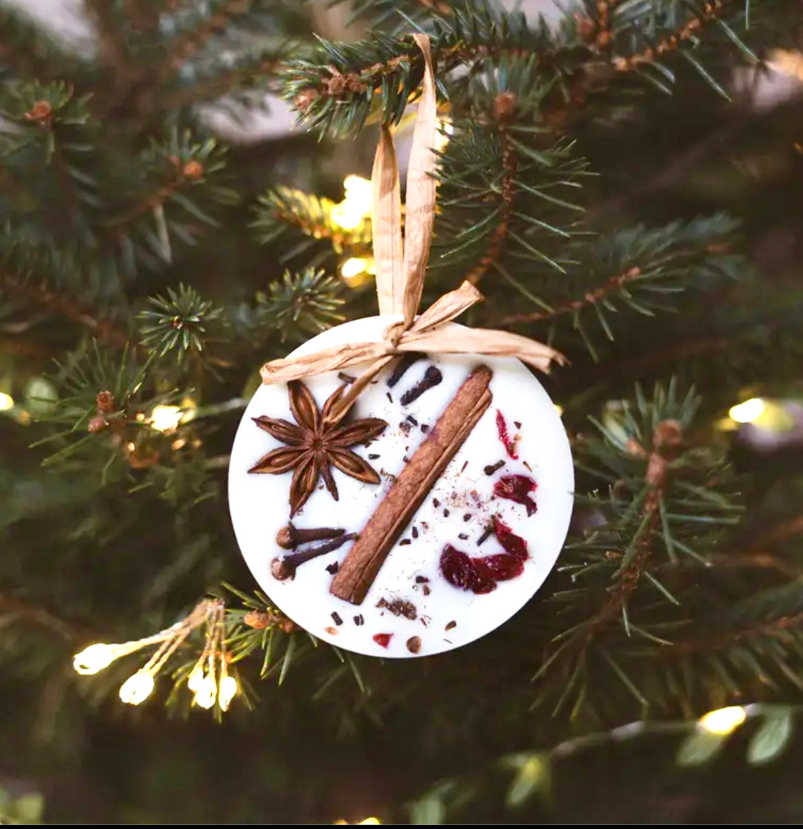 Christmas Scented Tree Decorations (Wax Melts) image 1